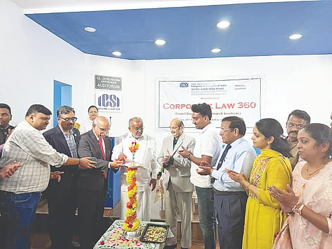 ನಗರದ ಕೆಆರ್‌ಎಸ್ ರಸ್ತೆಯಲ್ಲಿರುವ ಐಸಿಎಸ್‌ಐ-ಮೈಸೂರು ಘಟಕದಲ್ಲಿ ಆಯೋಜಿಸಿದ್ದ ಕಾರ್ಪೋರೆಟ್ ಲಾ-360 ಕಾರ್ಯಕ್ರಮವನ್ನು ಶಾಸಕ ಜಿ.ಟಿ.ದೇವೇಗೌಡ ಉದ್ಘಾಟಿಸಿದರು. ಗೋಪಾಲಕೃಷ್ಣ ಹೆಗಡೆ,  ನಾಗೇಂದ್ರ ರಾವ್, ಮಂಜುಗೌಡ ಇನ್ನಿತರರಿದ್ದರು