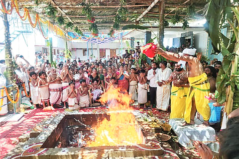 ಸಖರಾಯಪಟ್ಟಣದ ಶ್ರೀ ಶಕುನ ರಂಗನಾಥಸ್ವಾಮಿ ದೇವಾಲಯದಲ್ಲಿ  ಲೋಕಕಲ್ಯಾಣಾರ್ಥ ಅಷ್ಟಾಕ್ಷರ ಮಹಾಯಾಗದ ಪೂರ್ಣಾಹುತಿ ನೆರವೇರಿಸಲಾಯಿತು.