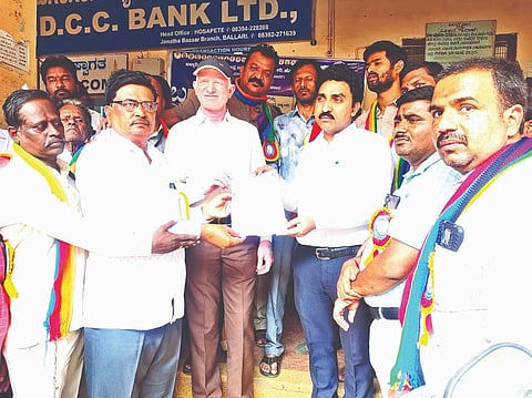 District Fax Employees Welfare Development Union protests 