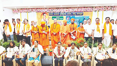 Let the Lingayat community show solidarity