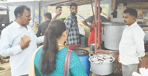 Fine for using banned plastic