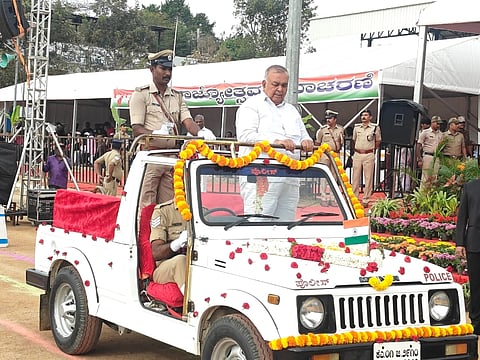 ಗಣರಾಜ್ಯೋತ್ಸವ ದಿನದಂದು ಧ್ವಜವಂದನೆ ಸ್ವೀಕಾರ ಮಾಡಿದ ಸಚಿವ ರಾಮಲಿಂಗಾರೆಡ್ಡಿ
