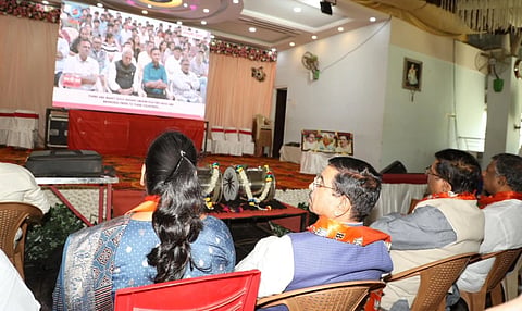 ಮನ್ ಕೀ ಬಾತ್ 131ನೇ ಸಂಚಿಕೆ ವೀಕ್ಷಿಸಿದ ಪ್ರಲ್ಹಾದ ಜೋಶಿ
