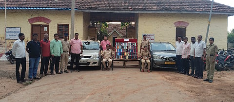 ಮೊಬೈಲ್ ವಶ 