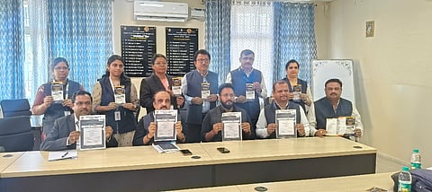 ಅಮೃತಾ ಇನ್​ಸ್ಟಿಟ್ಯೂಟ್​ ಆ್​ ಇಂಜಿನಿಯರಿಂಗ್​ ಆ್ಯಂಡ್​ ಮ್ಯಾನೇಜ್ಮೆಂಟ್​ ಸೈನ್ಸ್​ ಕಾಲೇಜಿನಲ್ಲಿ ಹಮ್ಮಿಕೊಂಡಿದ್ದ ಸುದ್ದಿಗೋಷ್ಠಿಯಲ್ಲಿ ಡಾ.ಸಂತೋಷ್​ ಎಂ. ಮುರನಾಳ, ರಾಜೇಶ್ವರ್​ ಕಾಡದೇವರಮಠ, ಡಾ.ವೀರೇಶ್​ ಪಾಟೀಲ, ಡಾ.ಅತಾ ಮುಳಗುಂದ ಇತರರಿದ್ದರು.