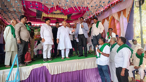 Haveri, Maze, Farmers, Protest, 