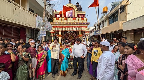 ಗುಬ್ಬಿ ತಾಲೂಕಿನಲ್ಲಿ ಶ್ರೀ ರುಕ್ಮಿಣಿ ಮತ್ತು ಶ್ರೀ ಪಾಂಡುರಂಗಸ್ವಾಮಿ ಅವರ 22ನೇ ವರ್ಷದ ದಿಂಡಿ ಉತ್ಸವ ಭಾನುವಾರ ಅದ್ದೂರಿಯಾಗಿ ನೆರವೇರಿತು.