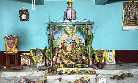 ಯಳಂದೂರು ಪಟ್ಟಣದ ದೇವಾಂಗ ಬೀದಿಯಲ್ಲಿ ಶ್ರೀರಾಮನವಮಿ ನಿಮಿತ್ತ ವಿಶೇಷ ಪೂಜೆ ಸಲ್ಲಿಸಲಾಯಿತು.