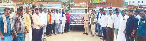 ಸಿರಿಗೇರಿಯಲ್ಲಿ ಪೊಲೀಸ್ ಇಲಾಖೆಯಿಂದ ರಸ್ತೆ ಸುರಕ್ಷತಾ ಜಾಗೃತಿ ಕಾರ್ಯಕ್ರಮ ನಡೆಯಿತು. 