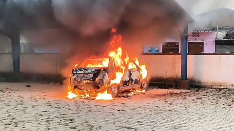 Haveri, Shiggavi, Car Fire, 