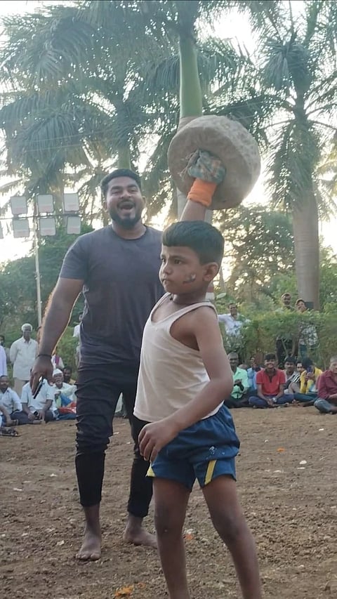 ಭಾರ ಎತ್ತುವ ಸ್ಪರ್ಧೆ