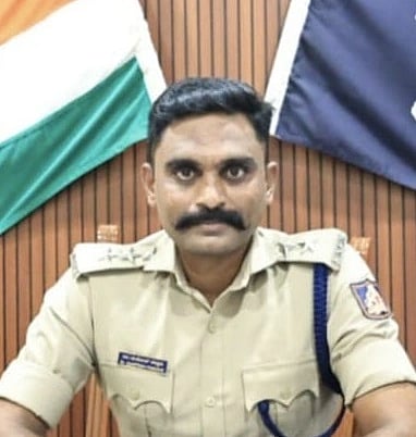 ಡಿವೈಎಸ್ಪಿ ಡಾ.ಸಂತೋಷ ಚವ್ಹಾಣ್