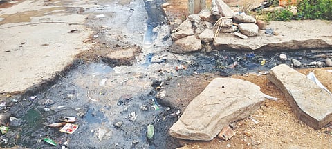 Villagers of Diguvapapishettipalli live in fear of disease.
