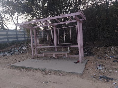 Thondebavi bus stand which is not in use