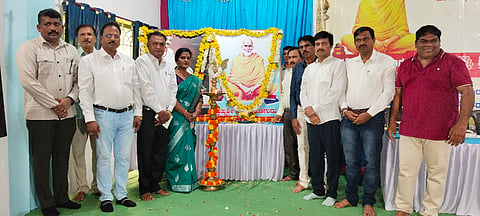 ಕಾರವಾರದಲ್ಲಿ ನಾರಾಯಣಗುರು ಜಯಂತಿ ನಡೆಯಿತು. 