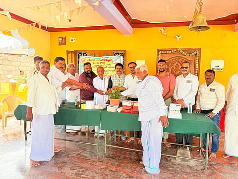 ಭುವನಹಳ್ಳಿ ಗ್ರಾಮದಲ್ಲಿ ತಾಲೂಕು ರೋಟರಿ ಮಿಡ್‌ಟೌನ್ ವತಿಯಿಂದ ಆರೋಗ್ಯ ಉಚಿತ ತಪಾಸಣೆ ಶಿಬಿರ ಆಯೋಜಿಸಲಾಗಿತ್ತು. ಜಿ.ಕೆ.ಜಗನ್, ತಿರುಮಲಾಪುರ ರಾಜೇಗೌಡ, ಡಾ.ಪ್ರಕಾಶ್ ಬಾಬು ರಾವ್, ಐಕೆಪಿ ಹೆಗಡೆ, ಟಿ.ಕೆ.ಚೇತನ್  ಇದ್ದರು