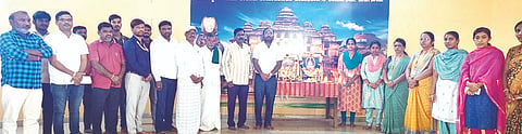 ಕುರುಗೋಡು ತಾಲೂಕು ಆಡಳಿತ ಕಚೇರಿಯಲ್ಲಿ ಕುವೆಂಪು ಜನ್ಮದಿನ ಆಚರಿಸಲಾಯಿತು. 