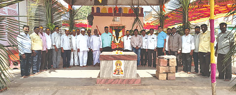 ಹನುಮ ದೇವರ ಕಾರ್ತಿಕೋತ್ಸವ  ವಿಜೃಂಭಣೆಯಿಂದ ಜರುಗಿತು