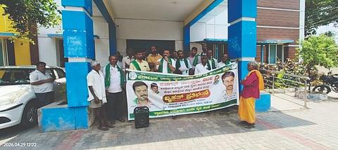 Demand for continuous power supply to farmers