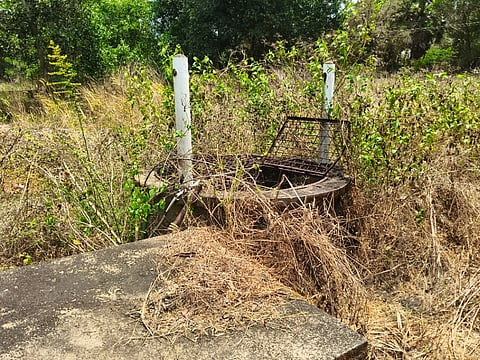  ಬೇಳೂರು ಜೆಡ್ಡು ಬಳಿ ಇರುವ ಹಿಂದೂ ರುದ್ರಭೂಮಿ.