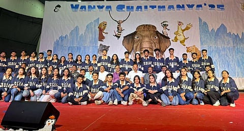 ನಗರದ ಮಲೆನಾಡು ಇಂಜಿನಿಯರಿಂಗ್ ಕಾಲೇಜು ಮಲ್ನಾಡ್ ಇಕೋ ಕ್ಲಬ್ ಎರಡು ದಿನಗಳ ಕಾಲ ಆಯೋಜಿಸಿದ್ದ ವನ್ಯ ಚೈತನ್ಯ 2025 ಕಾರ್ಯಕ್ರಮ ಕಾಲೇಜಿನ ಆಡಿಟೋರಿಯಂನಲ್ಲಿ ಸೋಮವಾರ ಮುಕ್ತಾಯಗೊಂಡಿತು.