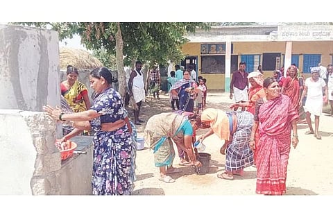 ಗೋನಾಳ ಕ್ಯಾಂಪ್ ಸರ್ಕಾರಿ ಕಿರಿಯ ಪ್ರಾಥಮಿಕ ಶಾಲೆ