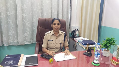 ಜನರ ನಂಬಿಕೆಗೆ ಬದ್ಧರಾಗಿ ಕೆಲಸ ನಿರ್ವಹಿಸಿ Work 