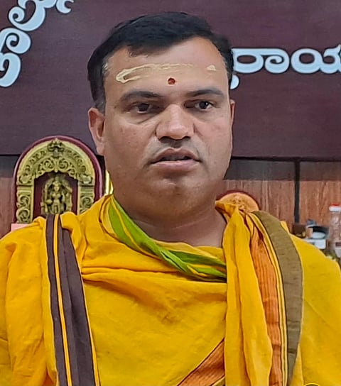 ಹಿಂದೂ ದೇವಾಲಯಗಳ ಅರ್ಚಕರ ಒಕ್ಕೂಟದ ಅಧ್ಯಕ್ಷ ಡಾ.ಎಂ.ಎಸ್.ವಿಶ್ವನಾಥ್ ದೀಕ್ಷಿತ್
