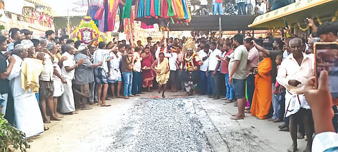ಸರಗೂರಿನಲ್ಲಿ ಗ್ರಾಮ ದೇವತೆ ಶ್ರೀ ಮಾಸ್ತಮ್ಮನ ಜಾತ್ರೆ ಕೊಂಡೋತ್ಸವ ವಿಜೃಂಭಣೆಯಿಂದ ಜರುಗಿತು