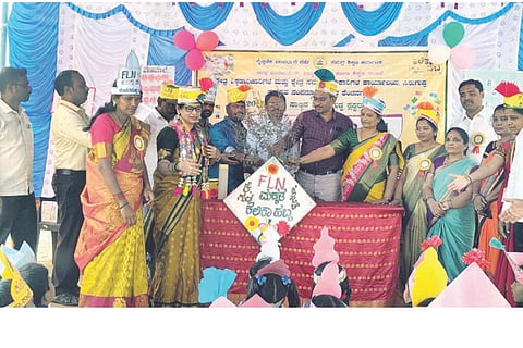 ಸಿರಗುಪ್ಪ ತಾಲೂಕಿನ ಕೆ.ತಾಂಡಾ ಸ.ಹಿ.ಪ್ರಾ ಶಾಲೆಯಲ್ಲಿ ಕಲಿಕಾ ಹಬ್ಬವನ್ನು ಇಸಿಒ ಕೆ.ಜ್ಞಾನೇಶ್ವರ ಉದ್ಘಾಟಿಸಿದರು. ಸಿಆರ್‌ಪಿ ಎಂ.ಟಿ ಶಾಂತಾ, ಮುಖ್ಯಶಿಕ್ಷಕಿ ಕೆ.ವಿ.ನಾಗರತ್ನಮ್ಮ, ಎಸ್ಡಿಎಂಸಿ ಅಧ್ಯಕ್ಷ ನಾಕಾ ನಾಯ್ಕ ಇತರರಿದ್ದರು.