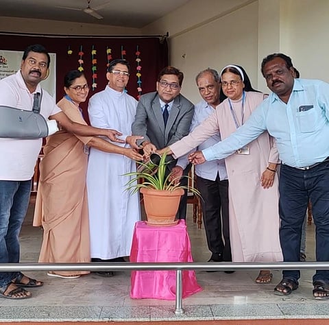  ವಿಶ್ವ ಆರೈಕೆದಾರ ದಿನಾಚರಣೆ ಕಾರ್ಯಕ್ರಮವನ್ನು ನ್ಯಾ.ರಾಜೇಶ್ ಎನ್.ಹೊಸಮನೆ ಉದ್ಘಾಟಿಸಿದರು
