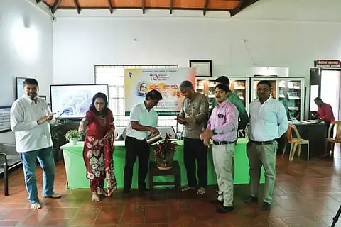 ಕೆ.ಪಿ.ಪೂರ್ಣಚಂದ್ರ ತೇಜಸ್ವಿ ಪ್ರತಿಷ್ಠಾನದಿಂದ ಕೊಟ್ಟಿಗೆಹಾರದಲ್ಲಿ ನಡೆದ ಡಿಜಿಟಲ್ ಕನ್ನಡ ಾಂಟ್ ಕಾರ್ಯಾಗಾರವನ್ನು ತೇಜಸ್ವಿ ಪ್ರತಿಷ್ಠಾನದ ಅಧ್ಯಕ್ಷ ಡಾ. ಪ್ರದೀಪ್ ಕೆಂಜಿಗೆ ಉದ್ಘಾಟಿಸಿದರು. ಡಾ. ಸುಚಿತ್ರಾಕುಮಾರಿ, ಡಾ. ಅವಿನಾಶ್, ಪ್ರಜ್ವಲ್, ನಂದೀಶ್ ಬಂಕೇನಹಳ್ಳಿ, ಸತೀಶ್ ತರುವೆ, ಪೂರ್ಣೇಶ್, ಸಂಗೀತಾ ಇತರರಿದ್ದರು.