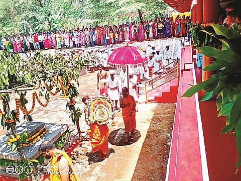 ಉಲುಗುಲಿ ಪನ್ಯ ಗ್ರಾಮದ ಗ್ರಾಮ ದೇವತೆ ಬೆಳ್ಳಾರಿಕ್ಕಮ್ಮ ದೇವರ ವಾರ್ಷಿಕೋತ್ಸವ ವಿಜೃಂಭಣೆಯಿಂದ ನಡೆಯಿತು.