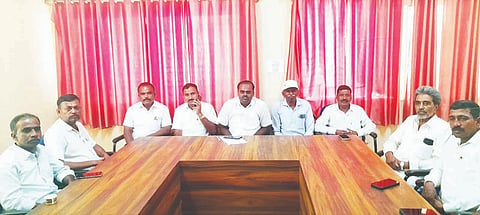 Give ministerial berth to MLA Srinivas