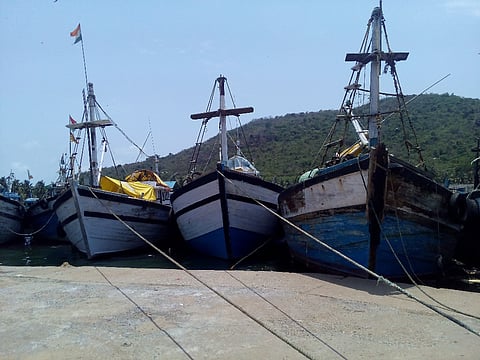 ಕಾರವಾರದ ಮೀನುಗಾರಿಕೆ ಬೋಟ್‌ಗಳು 