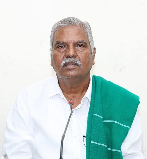 ರಾಜ್ಯ ರೈತ ಸಂಘದ ಗೌರಾಧ್ಯಕ್ಷ  ಚಾಮರಸ ಮಾಲೀ ಪಾಟೀಲ್ 