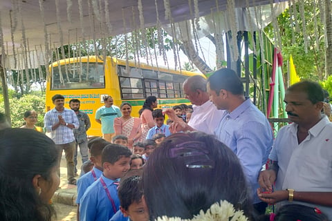 ಶೃಂಗೇರಿ ತಾಲೂಕು ಮೆಣಸೆ ಪಿಎಂಶ್ರೀ ಶಾಸಕರ ಮಾದರಿ ಹಿರಿಯ ಪ್ರಾಥಮಿಕ ಶಾಲೆಯಲ್ಲಿ ಏರ್ಪಡಿಸಿದ್ದ ಶಾಲಾ ಪ್ರಾರಂಭೋತ್ಸವಕ್ಕೆ ಶಾಸಕ ಟಿ.ಡಿ.ರಾಜೇಗೌಡ ಚಾಲನೆ ನೀಡಿದರು.
