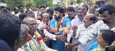 ಅಭಿವೃದ್ದಿ ಕಾಮಗಾರಿಗೆ ಚಾಲನೆ ನೀಡಿದ ಶಾಸಕ ಪ್ರದೀಪ್‌ ಈಶ್ವರ್