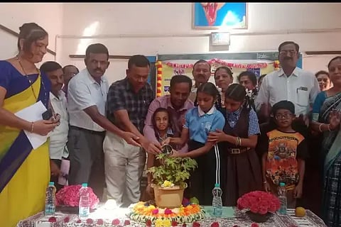 ಸಾಗರದ ವಿನೋಬಾ ನಗರ ಶಾಲೆಯಲ್ಲಿ ಬುಧವಾರ ಶಾಲಾ ಶಿಕ್ಷಣ ಇಲಾಖೆ ವತಿಯಿಂದ ಆಯೋಜಿಸಿದ್ದ ವಿಶ್ವ ಅಂಗವಿಕಲರ ದಿನಾಚರಣೆ ಉದ್ಘಾಟಿಸಿ ಕ್ಷೇತ್ರ ಶಿಕ್ಷಣಾಧಿಕಾರಿ ಪರಶುರಾಮಪ್ಪ ಈ. ಮಾತನಾಡಿದರು.