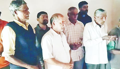 ಕೊಡಗಿನ ತಡಿಯಂಡಮೂಳ್ ಬೆಟ್ಟಕ್ಕೆ ಟ್ರೆಕ್ಕಿಂಗ್‌ಗೆ ತೆರಳಿದ ಯುವತಿ ನಾಪತ್ತೆಯಾದ ಹಿನ್ನೆಲೆಯಲ್ಲಿ ಕುಡಿಯ ಜನಾಂಗ ಅಧ್ಯಾತ್ಮಕ್ಕೆ ಮೊರೆ ಹೋದರು.