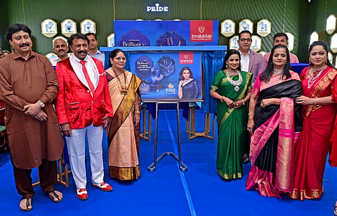 ಕೋರಮಂಗಲದ ಜೋಯಾಲುಕ್ಕಾಸ್ ಮಳಿಗೆ