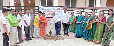Haveri, basaveshwara Nagar, PU College, Parisara Dina, 