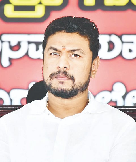 ದರ್ಶನ್ 