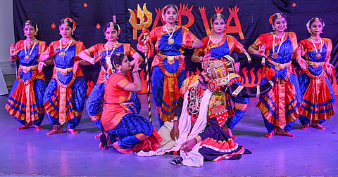 ಧಾರವಾಡ ಎಸ್​ಡಿಎಂ ಭೌತಿಕ ಚಿಕಿತ್ಸಾ ಕಾಲೇಜಿನ ಅಲೈಡ್​ ಹೆಲ್ತ್​ ಸೈನ್ಸಸ್​ ವಿಭಾಗ ಆಯೋಜಿಸಿದ್ದ ಪರ್ವ- 2026.