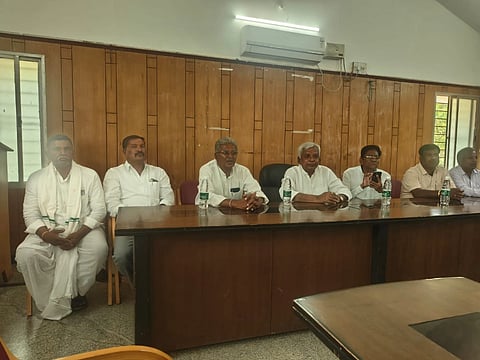 Haveri, Kuruba Samaj, Meeting, Kanakadasa Statue,