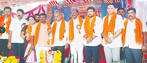 ಒಗ್ಗಟ್ಟು ಪ್ರದರ್ಶಿಸಿದರೆ ಸಹಕಾರ solidarity
