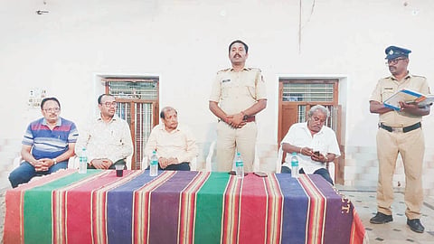 ಎಲ್ಲ ಅಂಗಡಿಗೂ ಸಿಸಿಟಿವಿ ಅಳವಡಿಸಿಕೊಳ್ಳಿ  CCTV