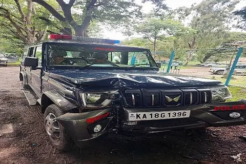 ಜಿಲ್ಲಾ ಉಸ್ತುವಾರಿ ಸಚಿವ ಕೆ.ಜೆ.ಜಾರ್ಜ್ ಅವರ ಬೆಂಗಾವಲು ವಾಹನ ಅಪಘಾತಕ್ಕೆ ಒಳಗಾಗಿರುವುದು