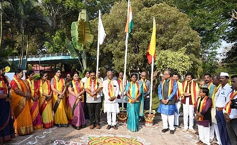 ಧಾರವಾಡ ತಾಲೂಕು ೧೨ನೇ ಕನ್ನಡ ಸಾಹಿತ್ಯ ಸಮ್ಮೇಳನ ಧ್ವಜಾರೋಹಣ