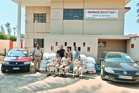 ಗೋಣಿಬೀಡು ಸಮೀಪ ಕಳವು ಮಾಡಿದ ಕಾಫಿ ಬೀಜ 